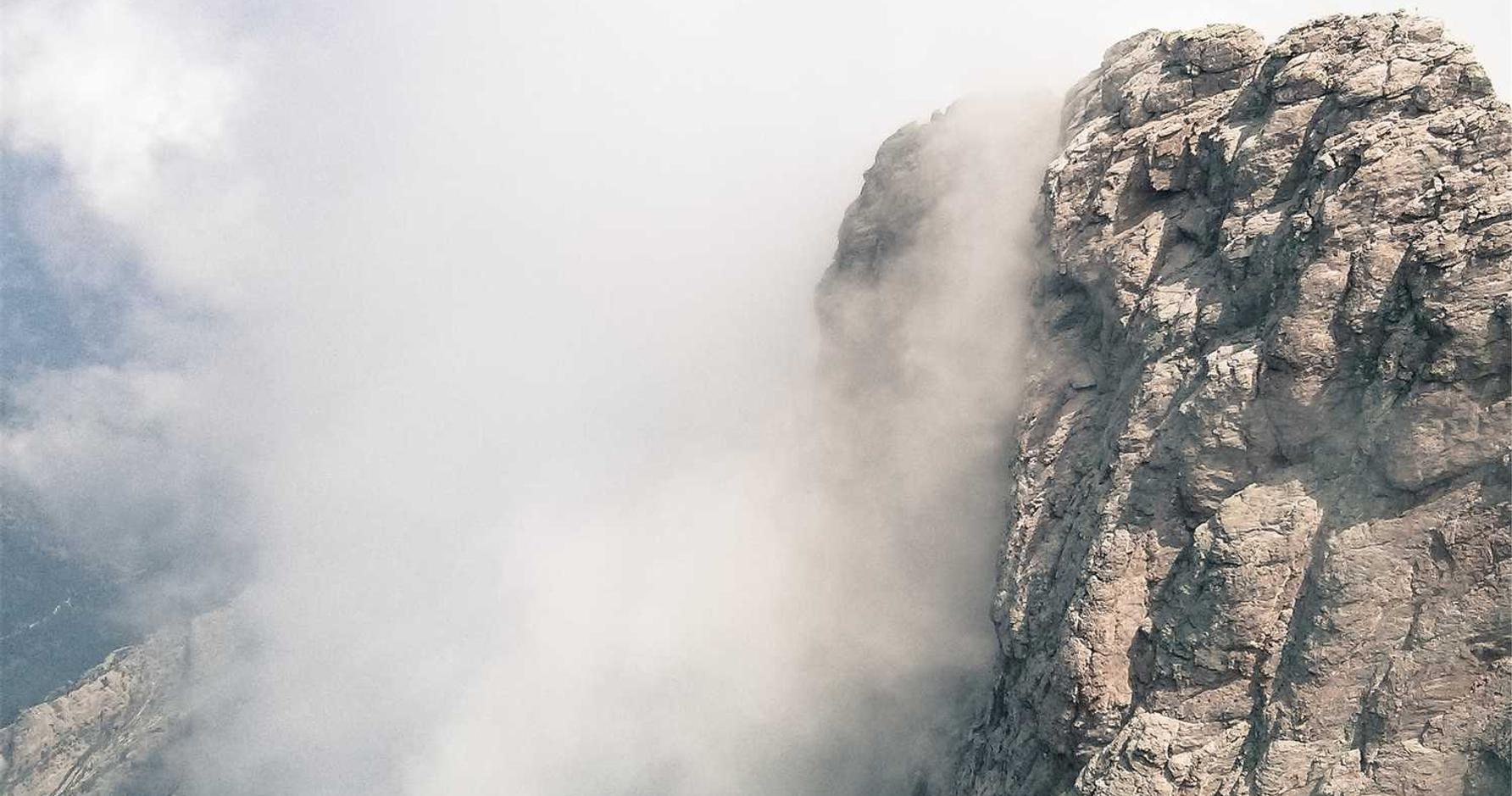 暴雪公司打击技术支持辅助的长跑之路