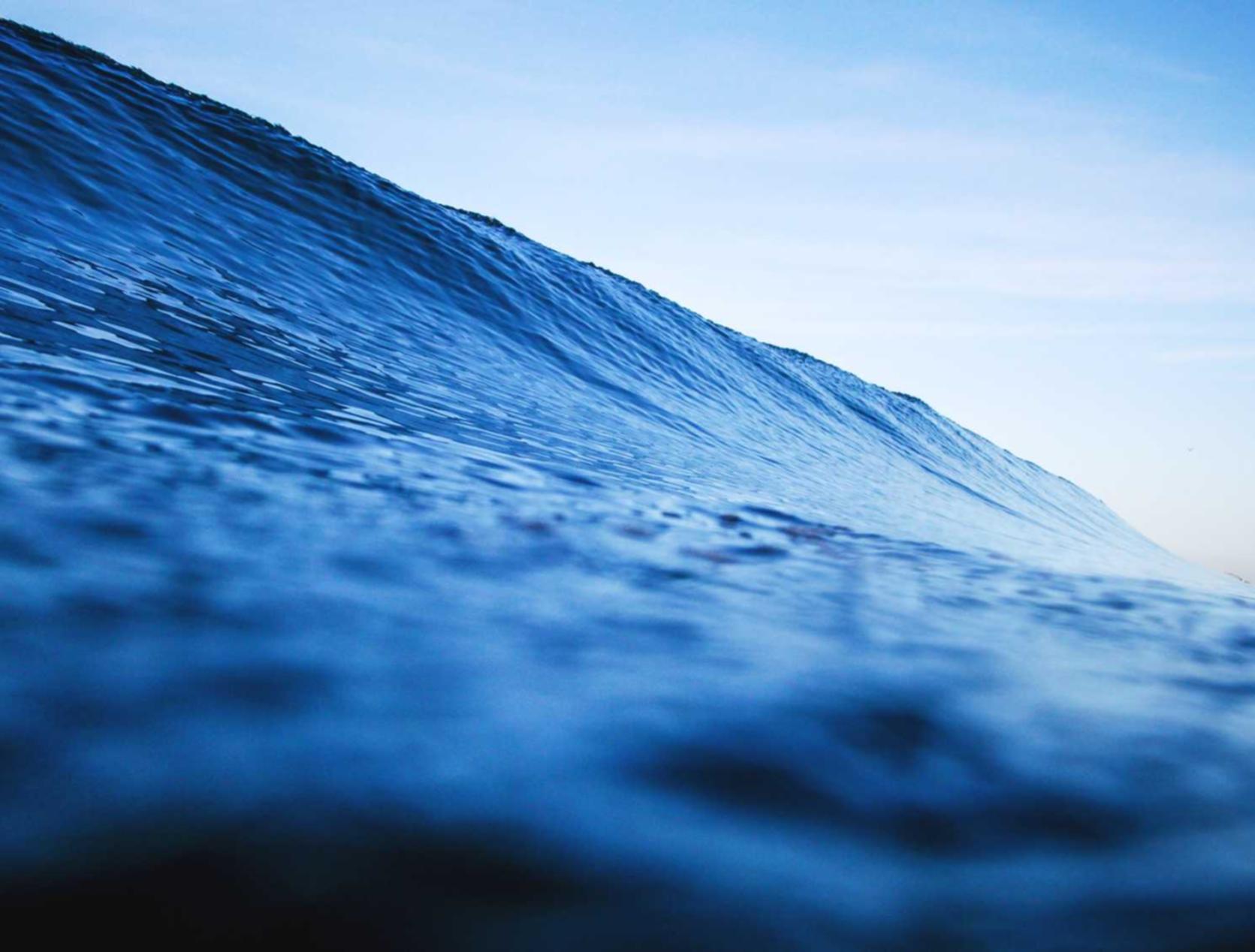 谷歌云GCP实名账号：流量卡和新一代通讯技术的联系，如何开展技术和应用的深度融合与创新？