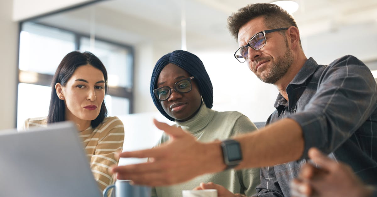 分发实名账号：网络营销平台代理